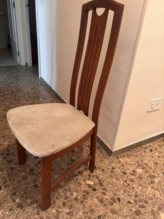 Silla de comedor de madera y tela