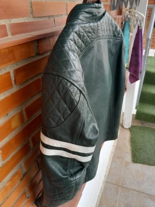 Chaqueta de cuero para moto