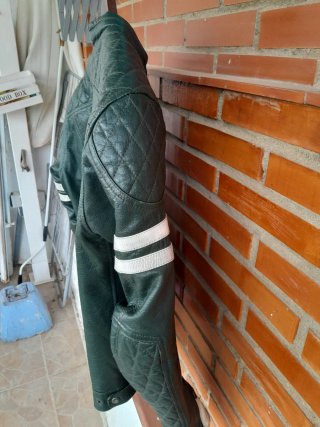 Chaqueta de cuero para moto