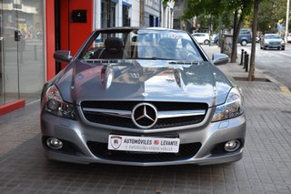 Mercedes-Benz  SL 2010