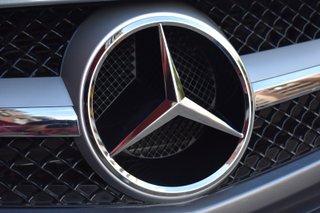 Mercedes-Benz  SL 2010