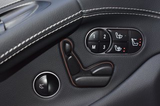 Mercedes-Benz  SL 2010
