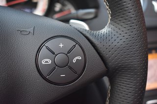 Mercedes-Benz  SL 2010