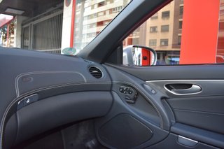 Mercedes-Benz  SL 2010