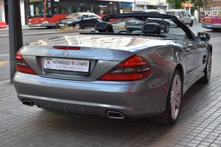 Mercedes-Benz  SL 2010