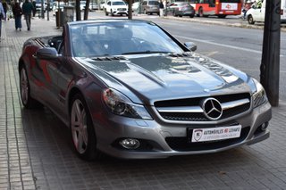 Mercedes-Benz  SL 2010