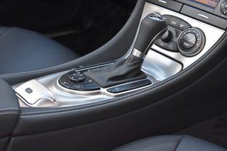 Mercedes-Benz  SL 2010