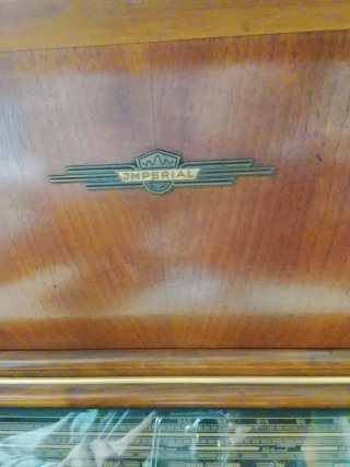 Radio Tocadiscos Vintage Madera