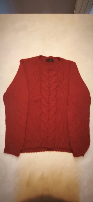 Jersey rojo trenzado