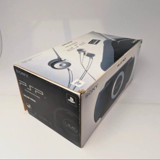 PSP 1000 Negra con Caja y Accesorios