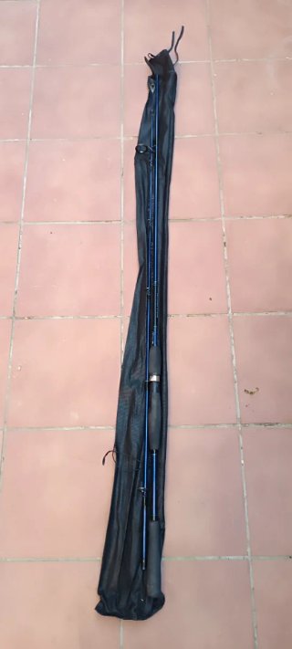 Carrete Daiwa Megaforce 4000A + Bobina+ Dos cañas