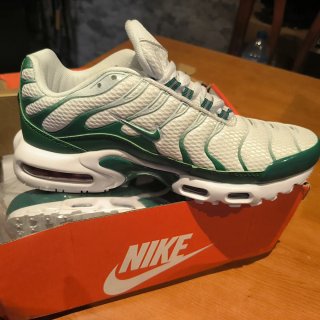 Zapatillas Lacoste TN Blancas y Verdes