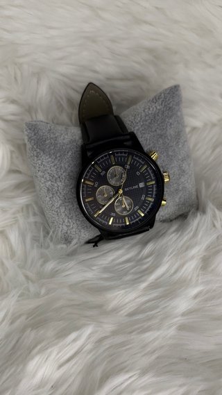 Reloj SKYLINE Negro y Dorado Cronógrafo