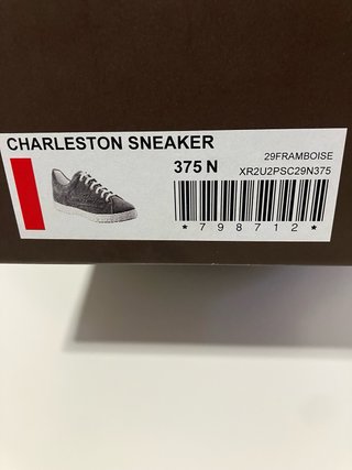 Zapatillas Louis Vuitton color burdeos