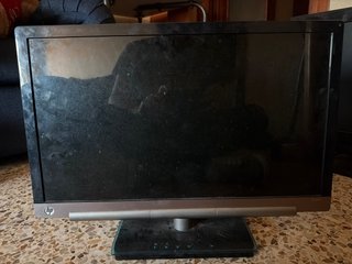 Pantalla HP Plata y Negra
