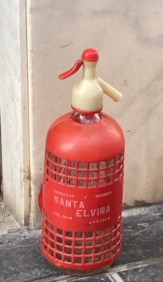 Sifón Botella Santa Elvira