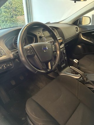 Volvo V40 2017