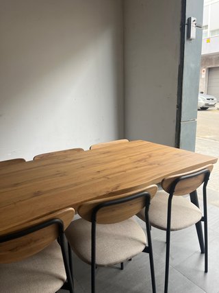 Mesa comedor industrial y 6 sillas