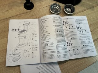 Cafetera Delonghi Dedica EC685 Plata