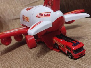 Avión y Barco de Bomberos Juguete