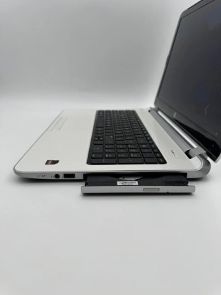 HP Pavilion 15 – 8GB RAM + AMD A10 + Windows 10 L