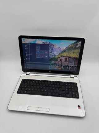 HP Pavilion 15 – 8GB RAM + AMD A10 + Windows 10 L