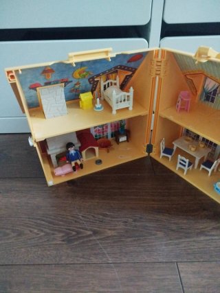Casa Playmobil con decoración