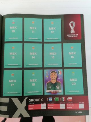Álbum Mundial Qatar 2022 con 67 cromos