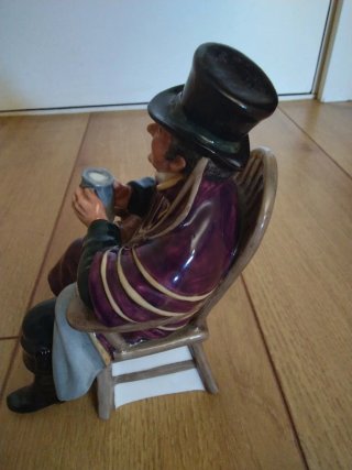 Figura porcelana Royal Doulton "The Coachman"HN228