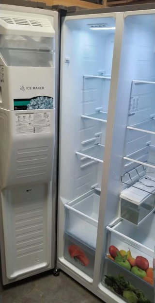 Frigorífico americano