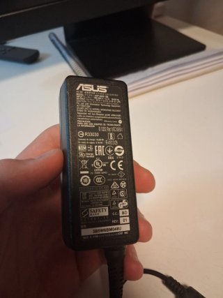 Monitor HP Pavilion 22xi IPS LED 21.5