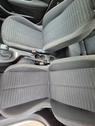 Peugeot 208 2022