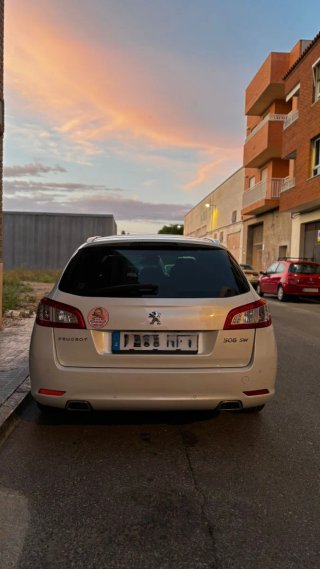 Peugeot 508sw 2011