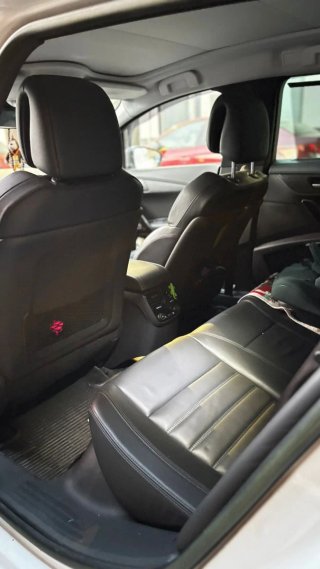 Peugeot 508sw 2011