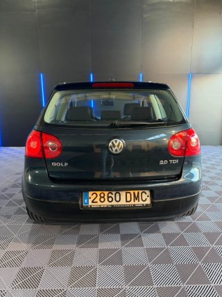Volkswagen Golf 2005