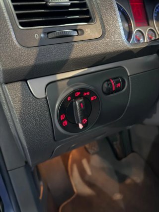 Volkswagen Golf 2005