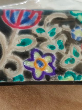 Pasador artesanal floral multicolor