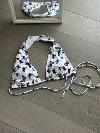 Top bikini farfalle bianco e blu