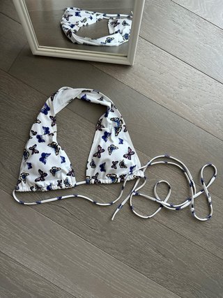 Top bikini farfalle bianco e blu