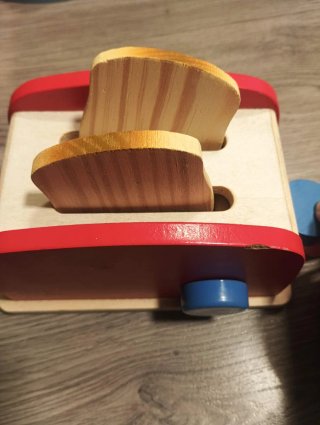 Tostadora de madera para cocinita