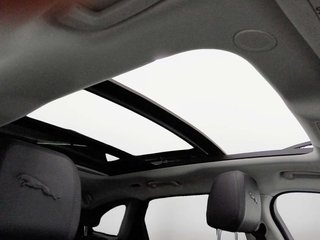 Jaguar F-Pace 2.0D I4 MHEV R-Dynamic SE AWD Auto 150 kW (204 CV)