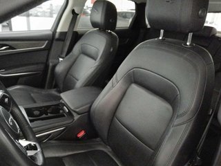 Jaguar F-Pace 2.0D I4 MHEV R-Dynamic SE AWD Auto 150 kW (204 CV)