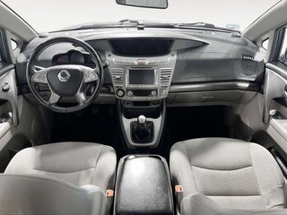 SsangYong Rodius D22T Line 131 kW (178 CV)