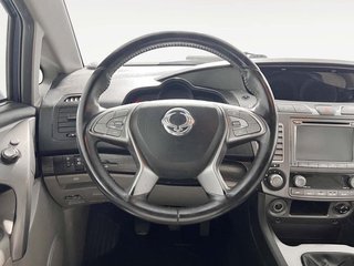 SsangYong Rodius D22T Line 131 kW (178 CV)