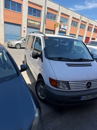 Furgoneta mercedes