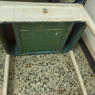 Mesa antigua de madera