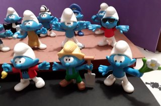 Lote 12 figuras promocionales Los Pitufos