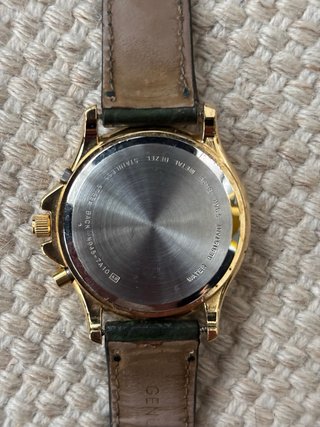 Reloj Lorus Cronógrafo Alarma Dorado Verde