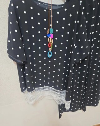 Conjunto lunares con puntilla