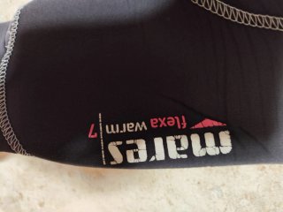 Traje de buceo Mares 7mm con capucha